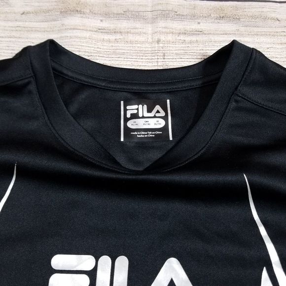 NWT
FILA YOUTH XL 18 ACTIVE SHIRT - Picture 2 of 5